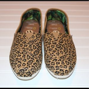 New never worn Cheetah print